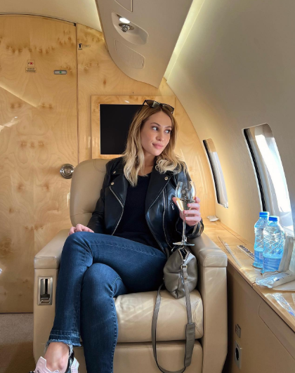 G9W Bl C Xw A A A E H4