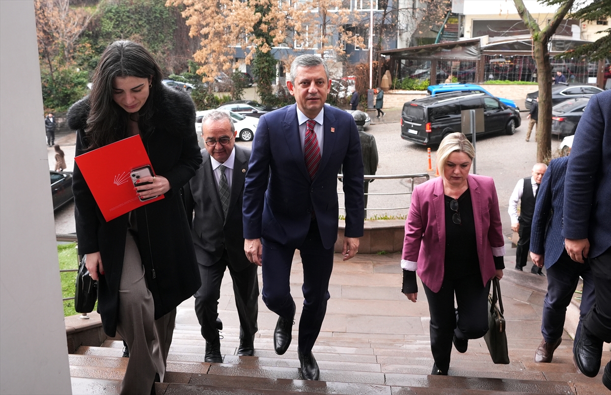 Özgür Özel Aday Ofisi 2