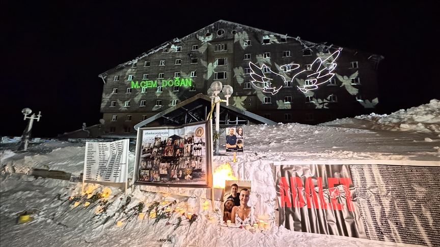 Thumbs B C 60Fa58A624F2F1C5B04D8A5999D36847