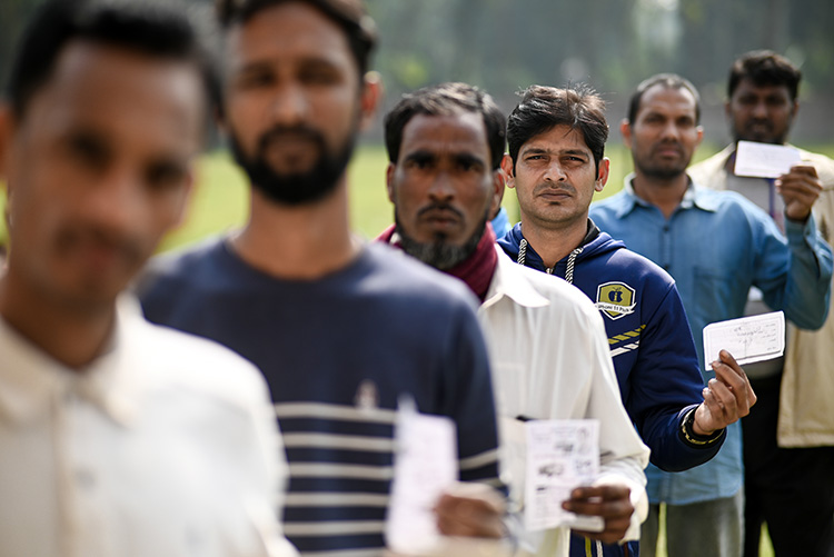 08 Nisan 03 Ekim 11 Aa 33374934