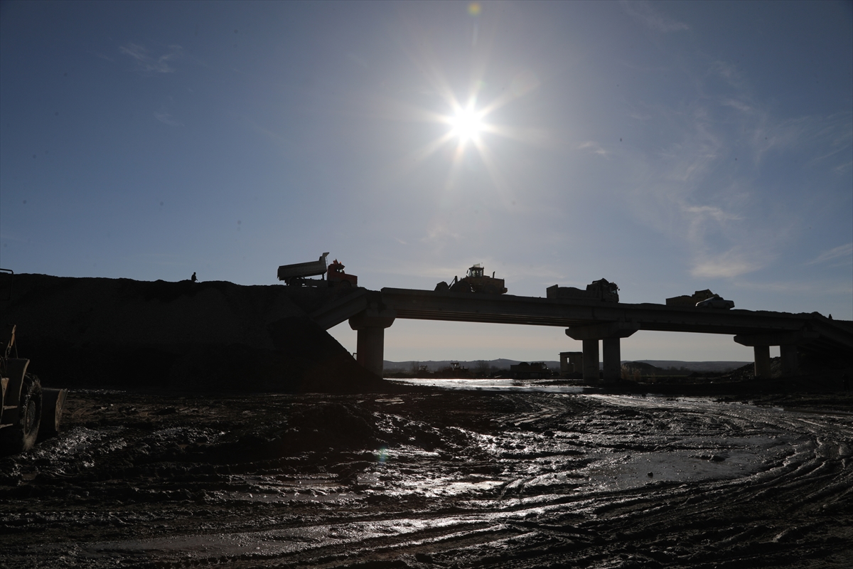 A A 20260205 40463216 40463209 Y P G N I N A Y N U L A R A B I N S U Y U K B E L D E S I N D E P A T L A T T I G I K O P R U Y U H A L K K E N D I I M K A N L A R I Y L A O N A R I Y O R