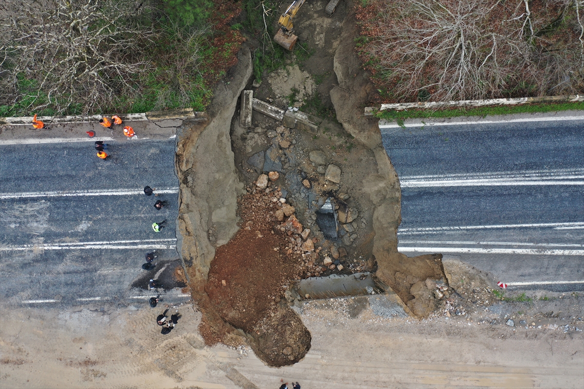 A A 20260206 40474810 40474809 I Z M I R D E S I D D E T L I Y A G I S N E D E N I Y L E S E L C U K A Y D I N K A R A Y O L U N D A C O K M E M E Y D A N A G E L D I