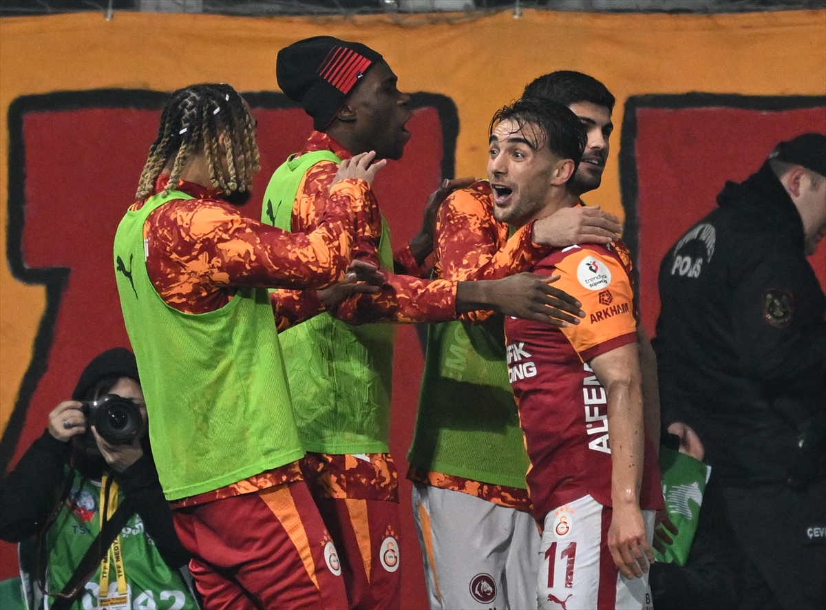 A A 20260208 40495716 40495715 C A Y K U R R I Z E S P O R G A L A T A S A R A Y