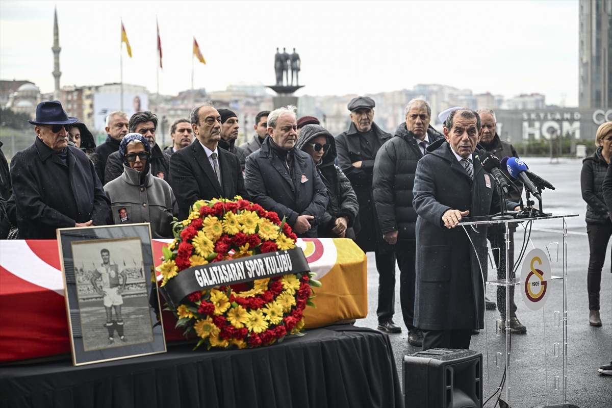 A A 20260212 40531069 40531066 V E F A T E D E N G A L A T A S A R A Y I N E S K I F U T B O L C U S U C A N D E M I R B E R K M A N I C I N T O R E N Y A P I L D I