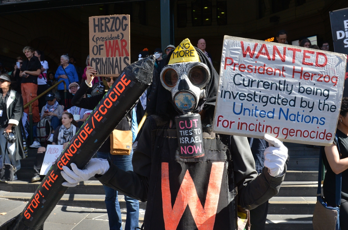 A A 20260212 40531727 40531708 I S R A I L C U M H U R B A S K A N I H E R Z O G U N A V U S T R A L Y A Z I Y A R E T I N I N S O N G U N U N D E D E P R O T E S T O L A R D U Z E N L E N D I