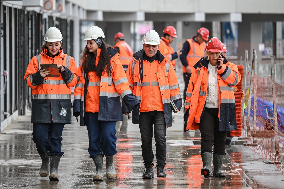 A A 20260216 40567266 40567258 T U R K I Y E N I N E N M O D E R N S T A D I 20262027 S E Z O N U N D A S E Y I R C I Y L E B U L U S A C A K