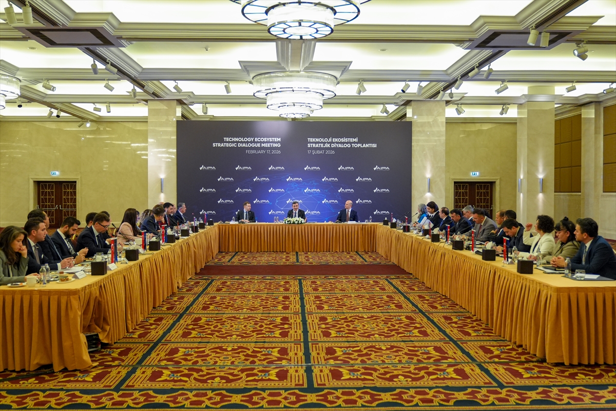 A A 20260217 40580761 40580755 C U M H U R B A S K A N I Y A R D I M C I S I Y I L M A Z T E K N O L O J I E K O S I S T E M I S T R A T E J I K D I Y A L O G T O P L A N T I S I N D A K O N U S T U