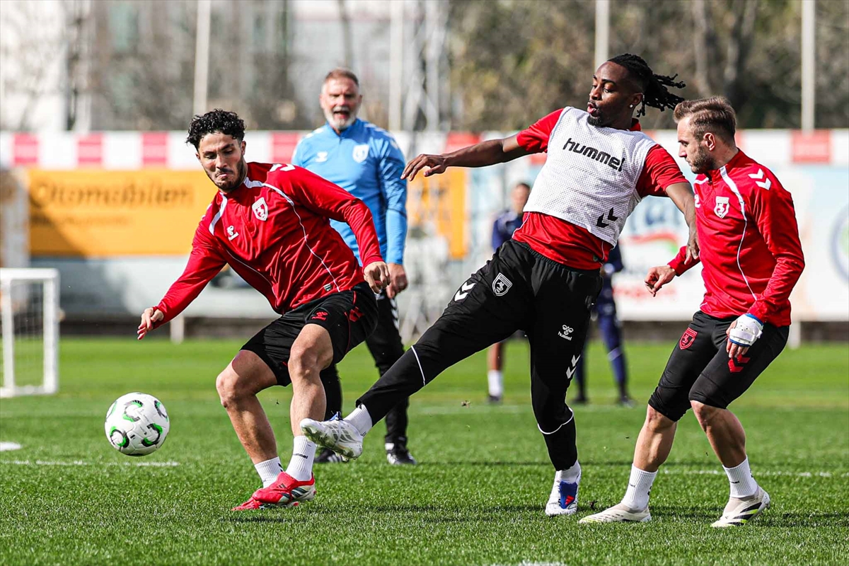 A A 20260217 40580953 40580951 S A M S U N S P O R S H K E N D I J A M A C I N I N H A Z I R L I K L A R I N I T A M A M L A D I