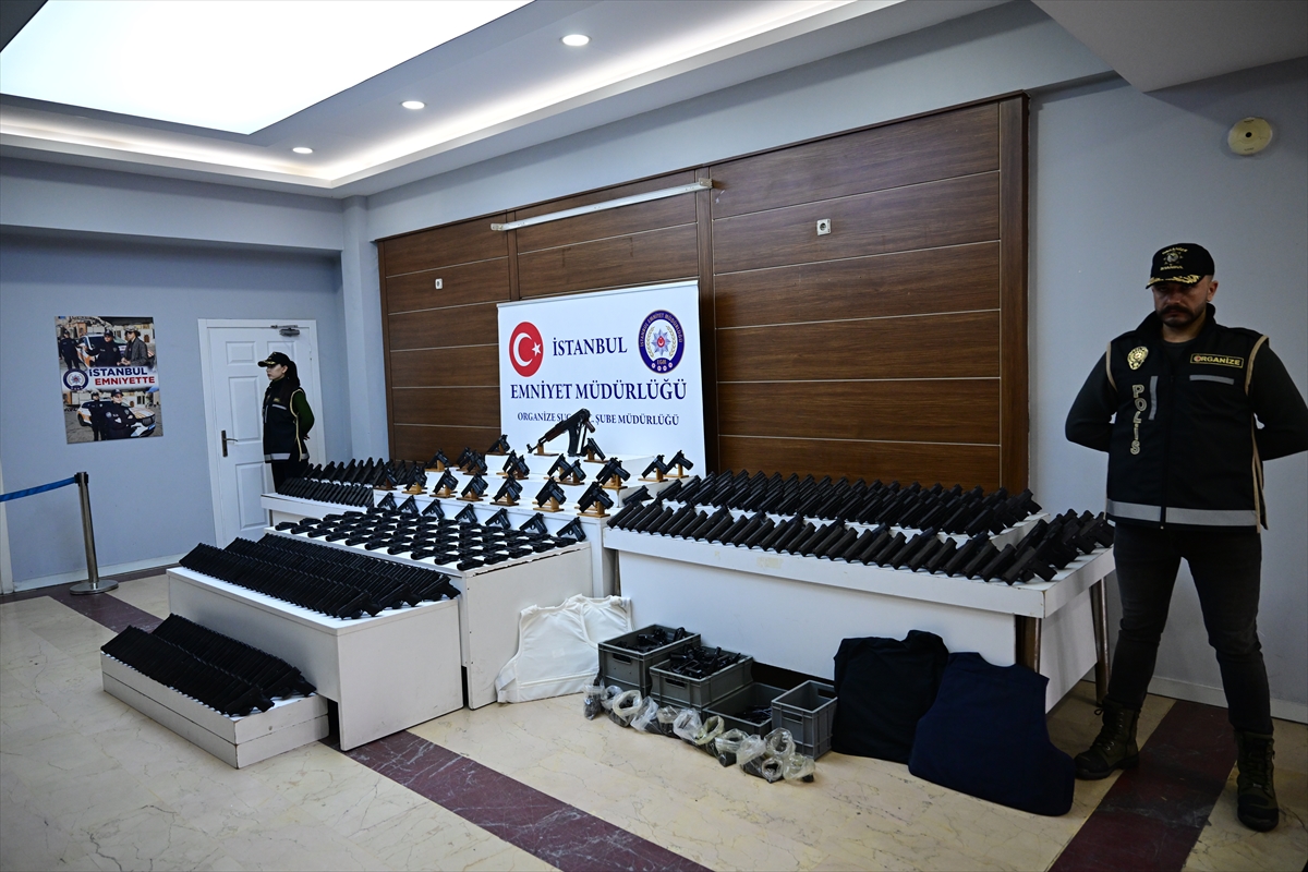 A A 20260218 40593796 40593783 I S T A N B U L D A S U C O R G U T L E R I N E Y O N E L I K O P E R A S Y O N L A R D A Y A K A L A N A N 128 Z A N L I T U T U K L A N D I