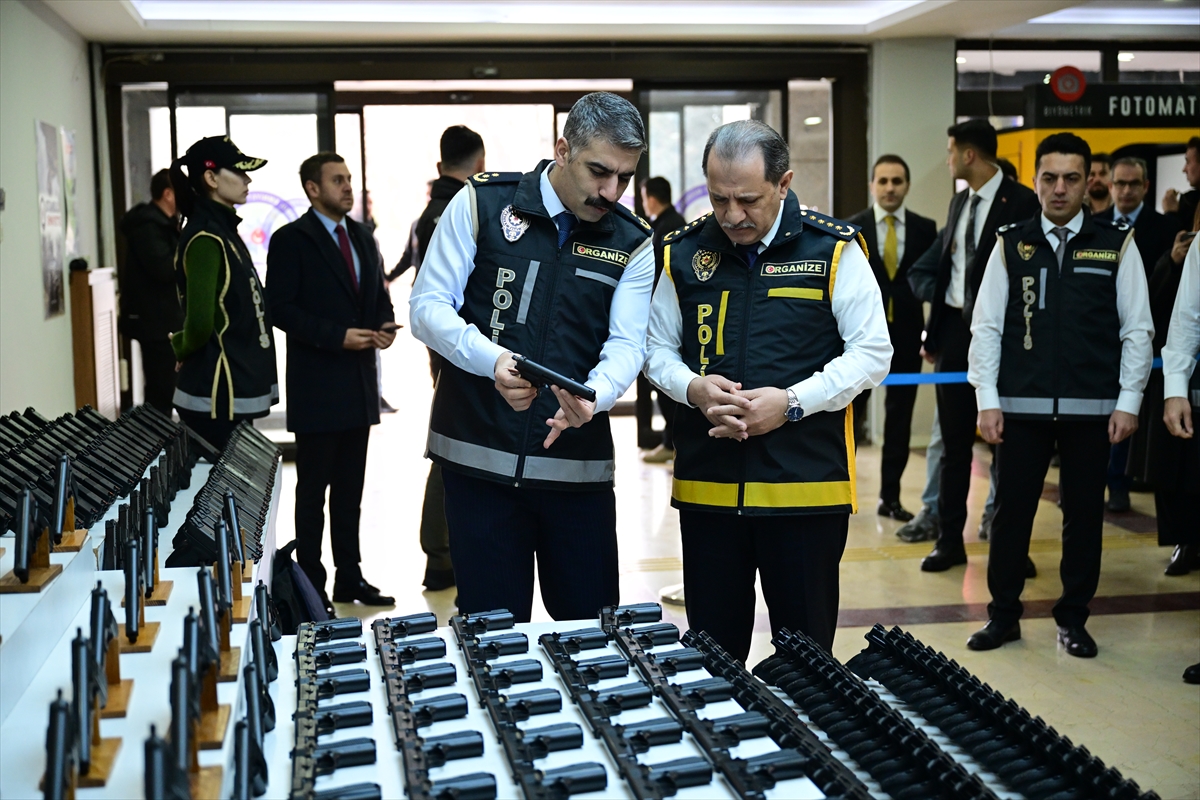 A A 20260218 40593796 40593789 I S T A N B U L D A S U C O R G U T L E R I N E Y O N E L I K O P E R A S Y O N L A R D A Y A K A L A N A N 128 Z A N L I T U T U K L A N D I