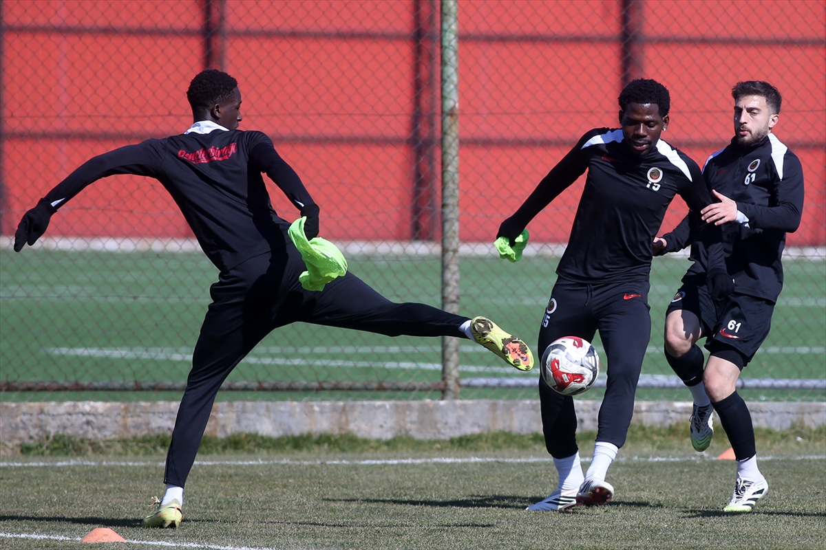 A A 20260220 40621532 40621530 G E N C L E R B I R L I G I E Y U P S P O R M A C I N I N H A Z I R L I K L A R I N I T A M A M L A D I