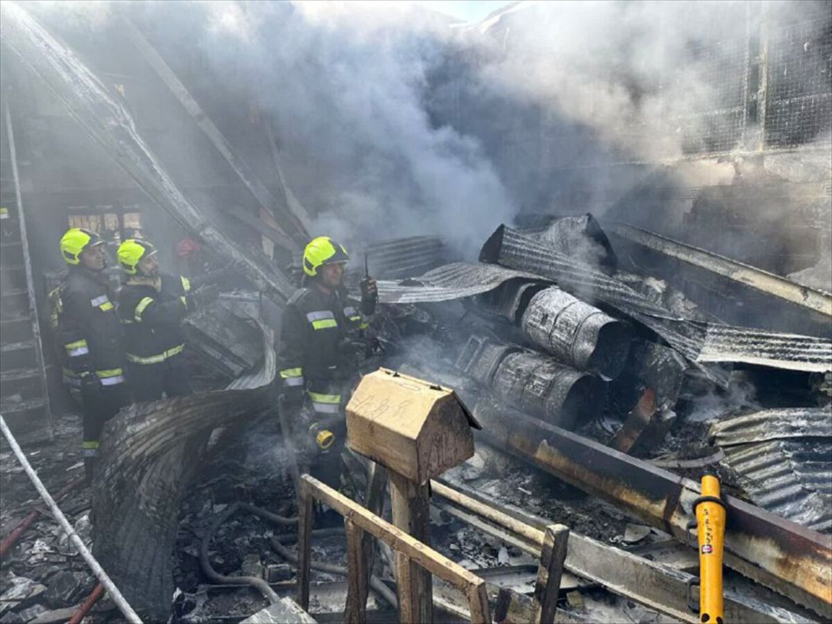 A A 20260224 40650305 40650300 I R A N D A B I R H E L I K O P T E R I N S E B Z E M E Y V E H A L I N E D U S M E S I S O N U C U 4 K I S I H A Y A T I N I K A Y B E T T I