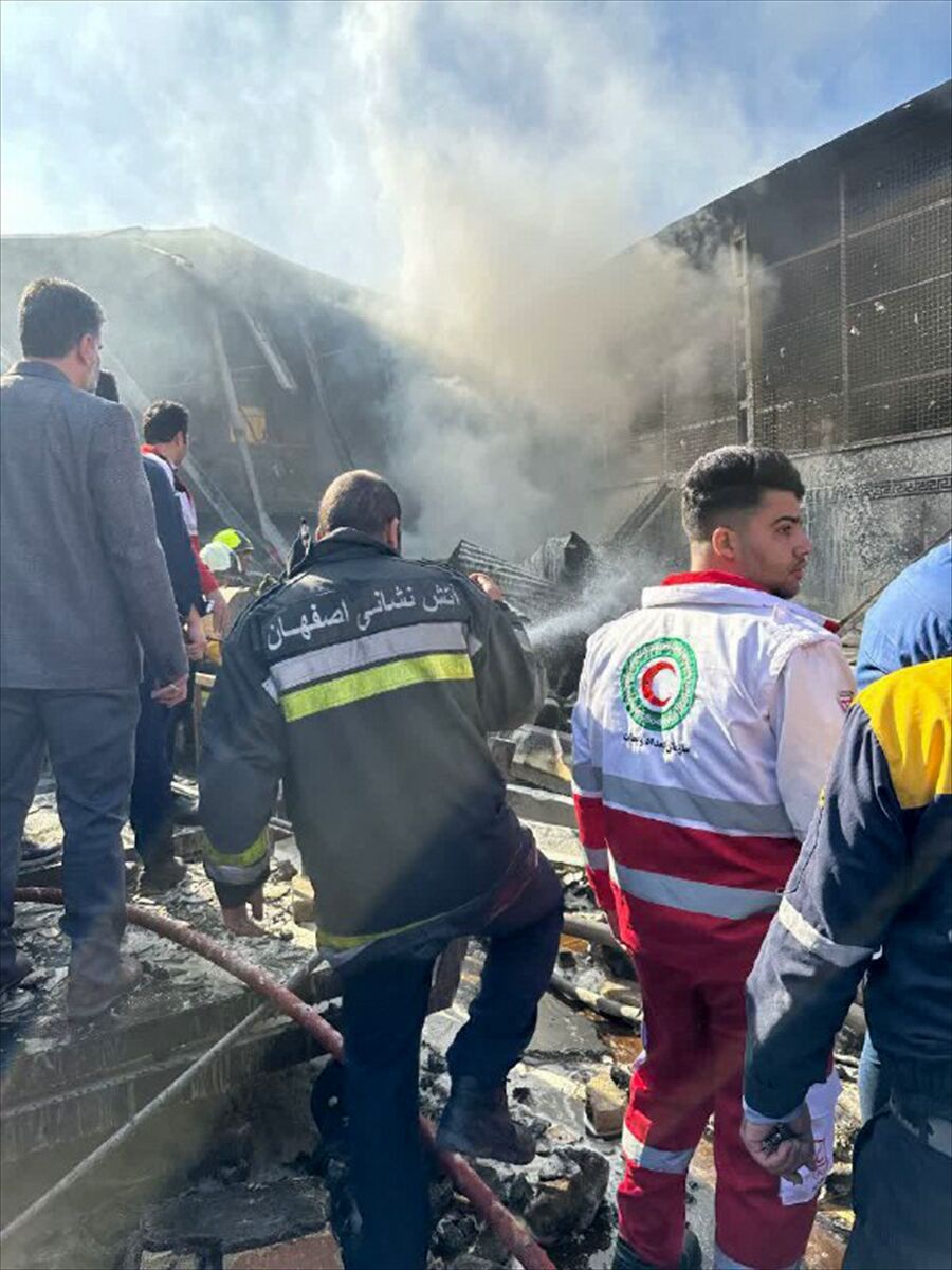 A A 20260224 40650305 40650301 I R A N D A B I R H E L I K O P T E R I N S E B Z E M E Y V E H A L I N E D U S M E S I S O N U C U 4 K I S I H A Y A T I N I K A Y B E T T I