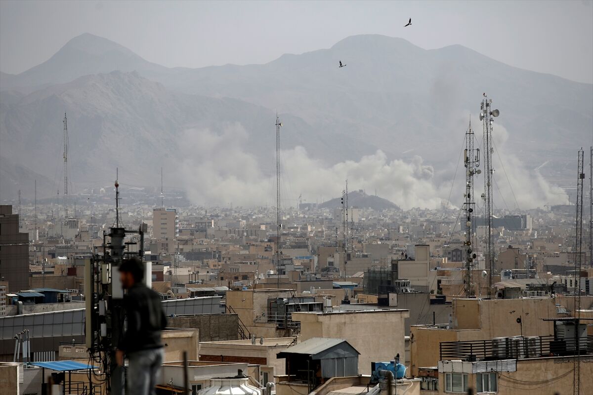 A A 20260228 40689174 40689159 I R A N A Y O N E L I K A B D I S R A I L S A L D I R I S I B A S T A T A H R A N O L M A K U Z E R E C E S I T L I K E N T L E R D E S U R U Y O R