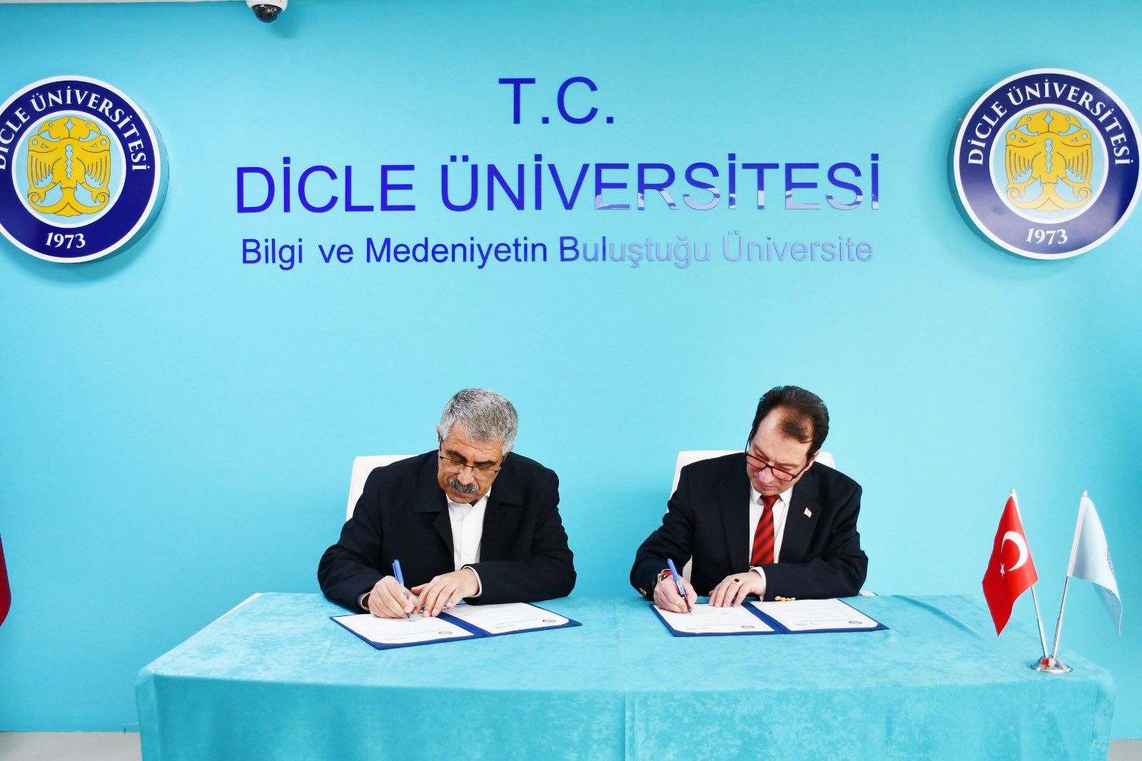 H A3 S S D Wo A Ab P1 M