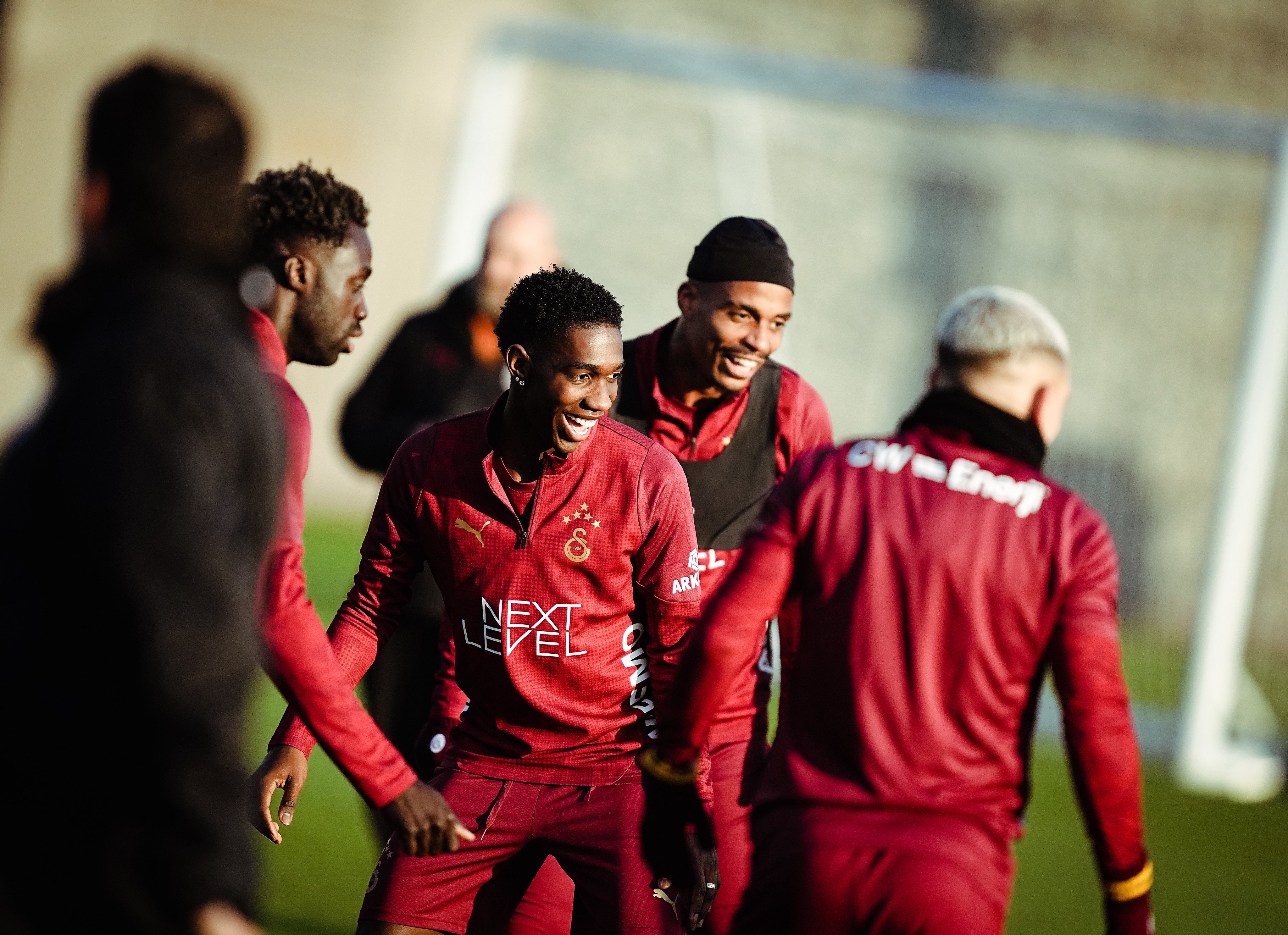 H A4 02W W Y A Mg U Q Q