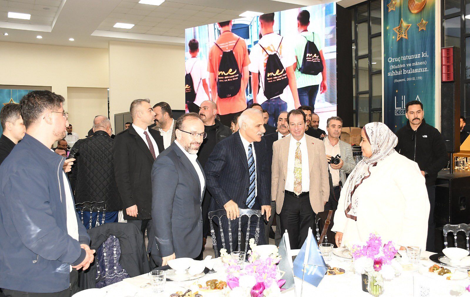 H C B Oq U I Ww A Am Bc2