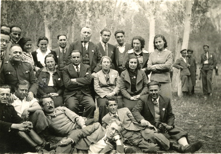 Muzaffer Sarisozen 008