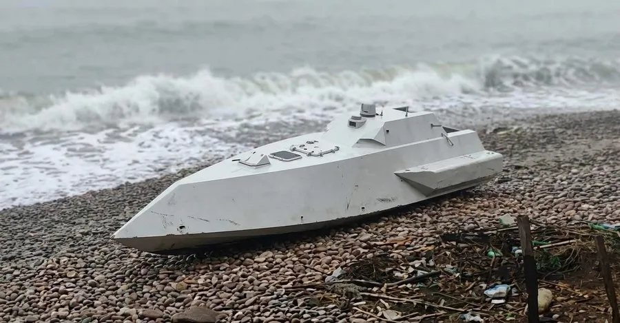 0X0 Orduda Kiyiya Insansiz Deniz Araci Vurdu 1774087399753