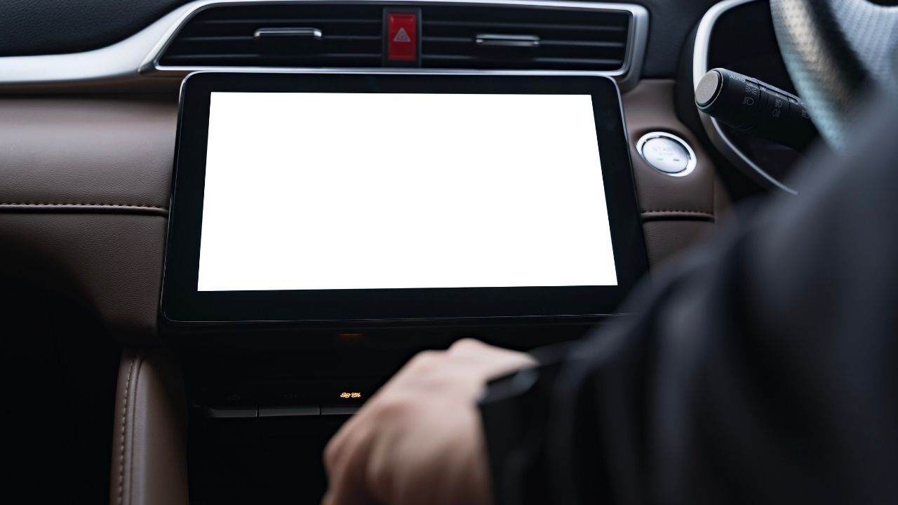 2026 Trafik Duzenlemesi Arabada Multimedya Ve Double Teyp Yasak Mi 1772960324535