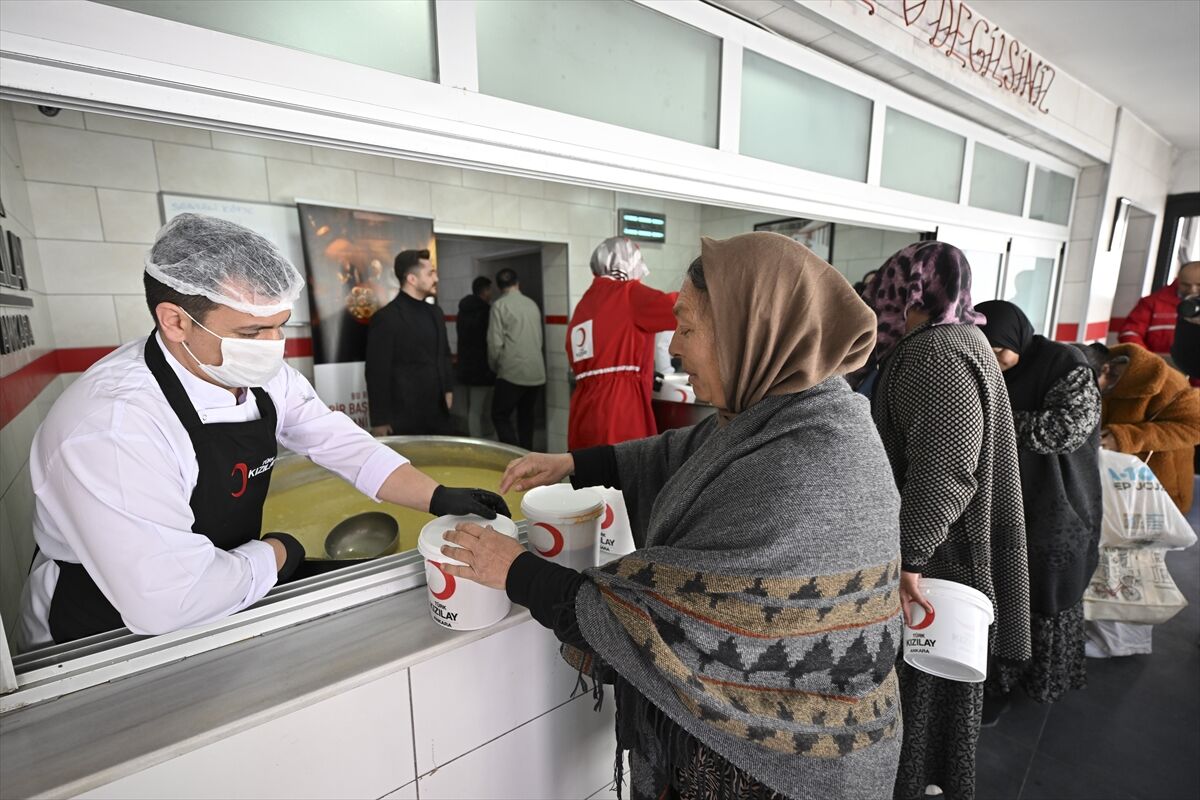 A A 20260304 40730693 40730689 T U R K K I Z I L A Y I N I H T I Y A C S A H I P L E R I N E S I C A K Y E M E K D E S T E G I R A M A Z A N D A D A S U R U Y O R