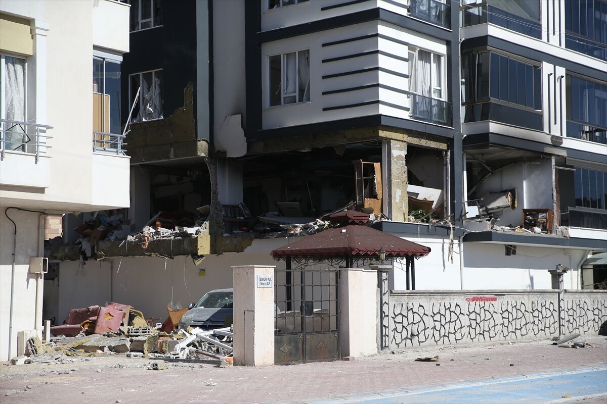 A A 20260310 40779813 40779803 N I G D E D E B I R A P A R T M A N D A K I D O G A L G A Z P A T L A M A S I N D A 16 K I S I Y A R A L A N D I