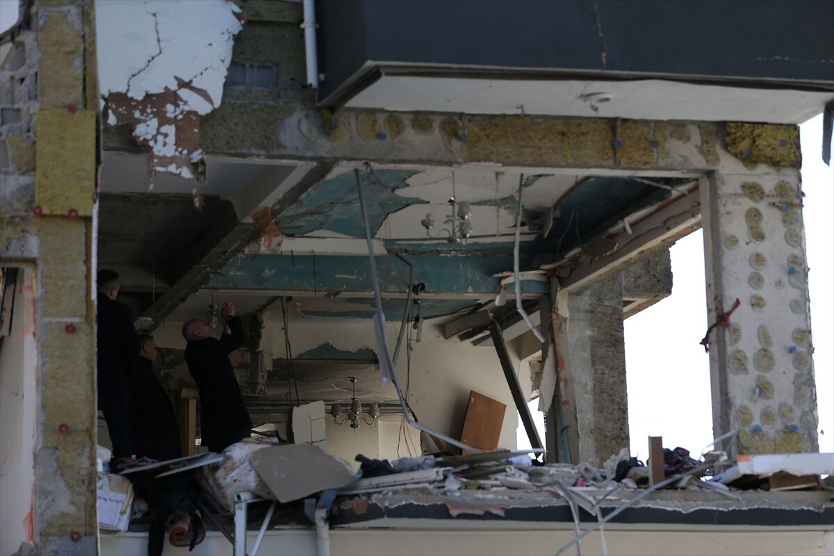 A A 20260310 40779813 40779806 N I G D E D E B I R A P A R T M A N D A K I D O G A L G A Z P A T L A M A S I N D A 16 K I S I Y A R A L A N D I