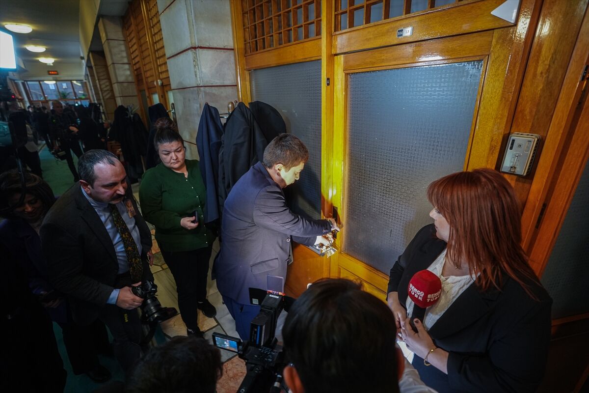 A A 20260310 40782952 40782951 T B M M G E N E L K U R U L U N D A K A P A L I O T U R U M A G E C I L D I