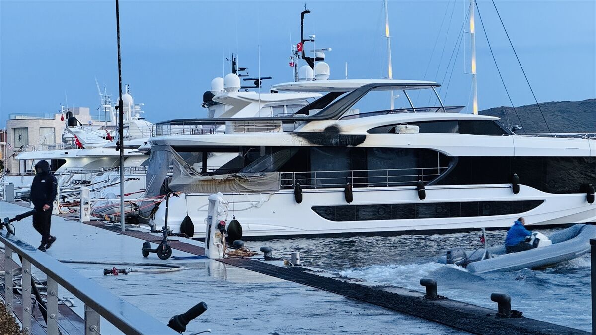 A A 20260321 40888921 40888915 B O D R U M D A M A R I N A D A D E M I R L I 8 M O T O R Y A T I E T K I L E Y E N Y A N G I N K O N T R O L A L T I N A A L I N D I