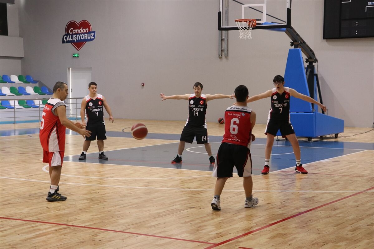 A A 20260322 40896593 40896590 D O W N S E N D R O M L U M I L L I B A S K E T B O L C U L A R I N F A R K I N D A L I K K A T K I S I