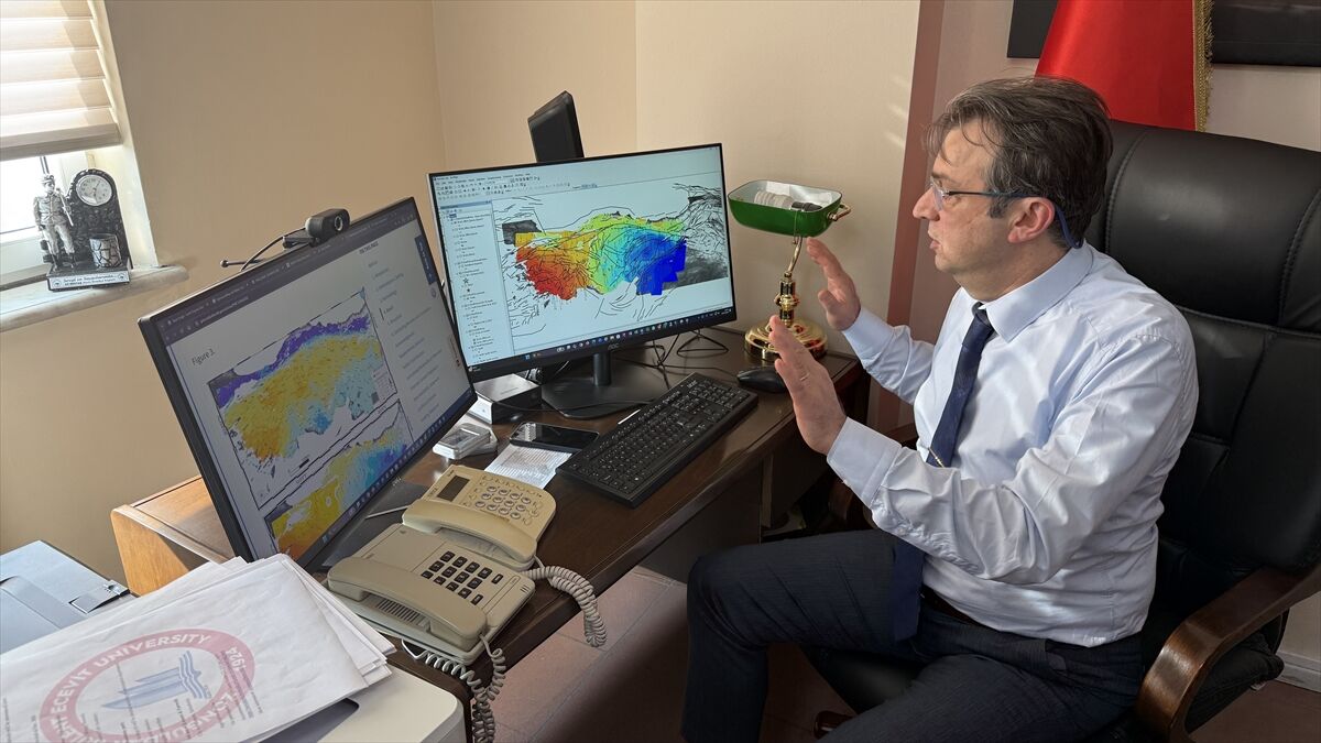 A A 20260323 40904951 40904947 A K A D E M I S Y E N L E R A N A D O L U N U N D O G U S U I L E B A T I S I A R A S I N D A F A R K L I Y O N L E R D E Y E R H A R E K E T I O L D U G U N U B E L I R L E D I