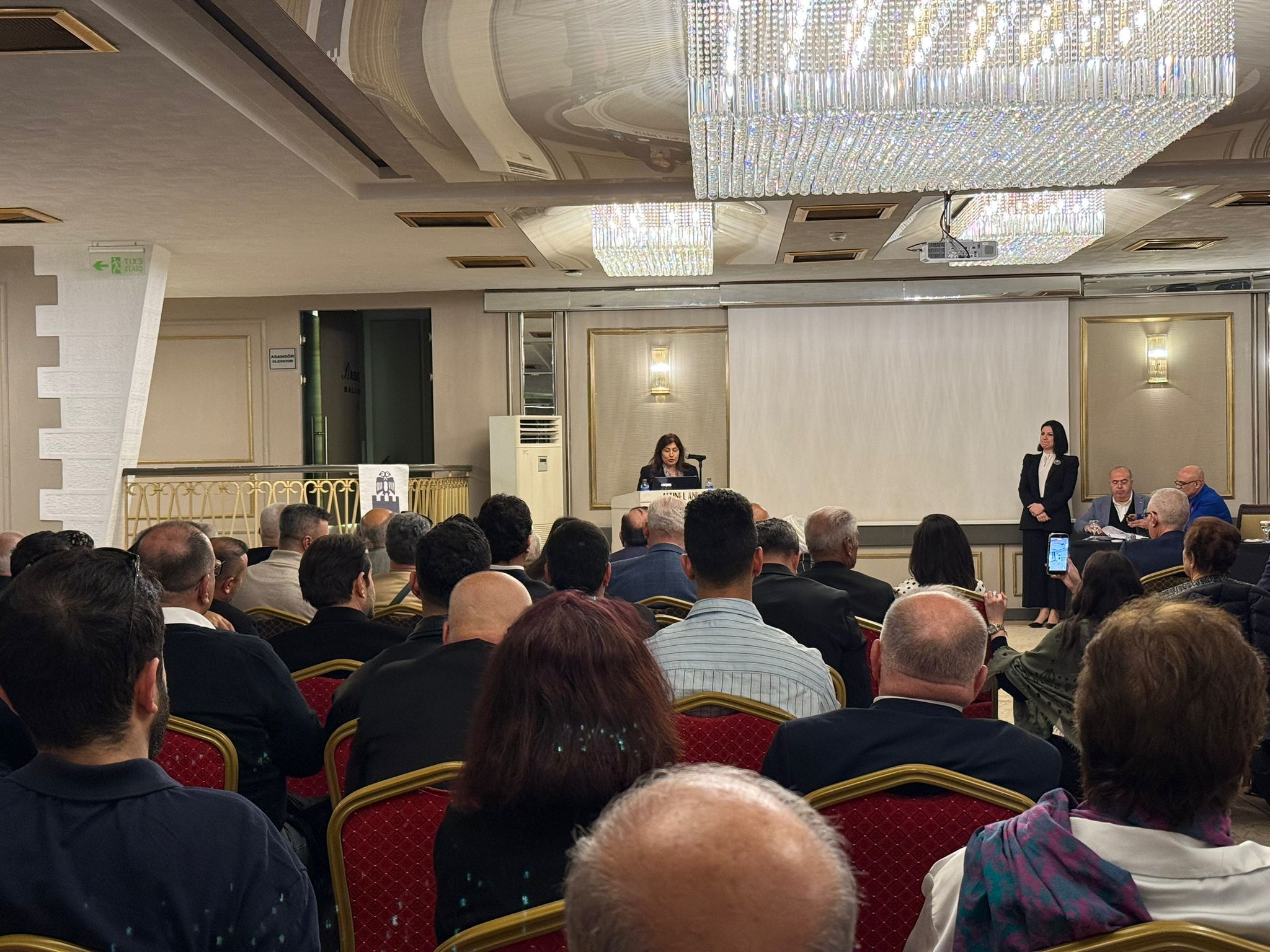 E54E80A5 1B91 41D5 92Fe 73E811Ca7C73