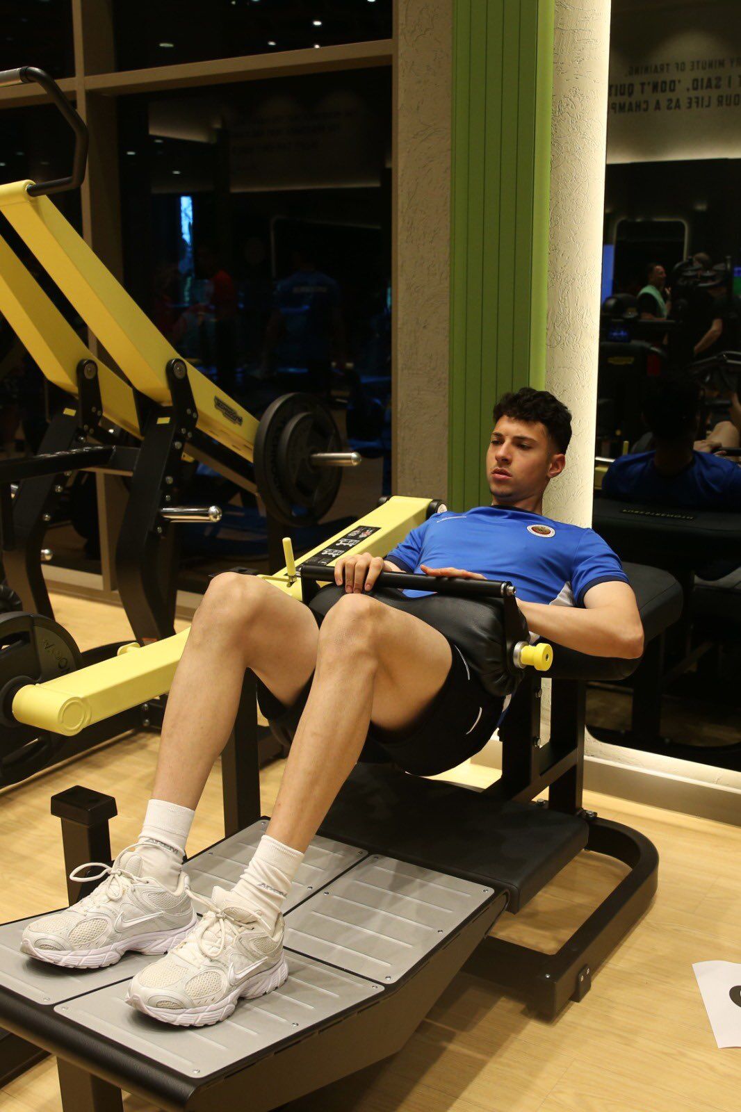 H Eu U Pci Xw A A N U8 N