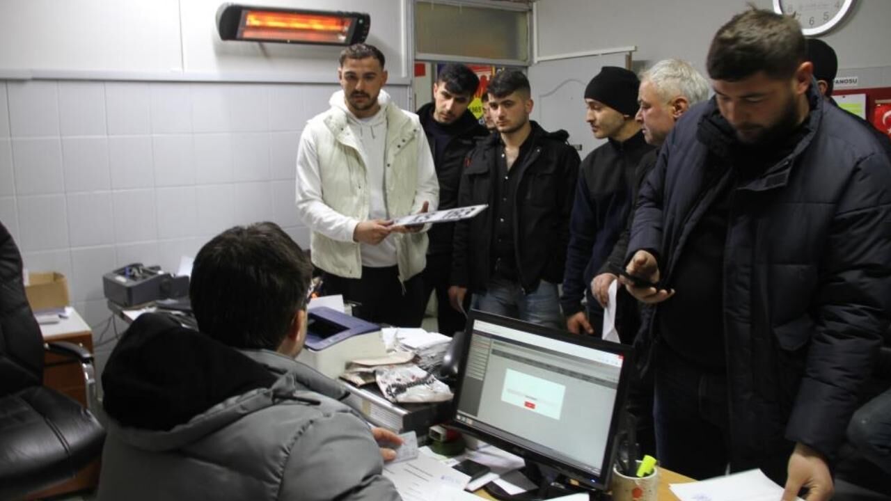 Samsunda App Plaka Kuyrugu Soforler Odasi Doldu Tasti 69Aaccfda590D