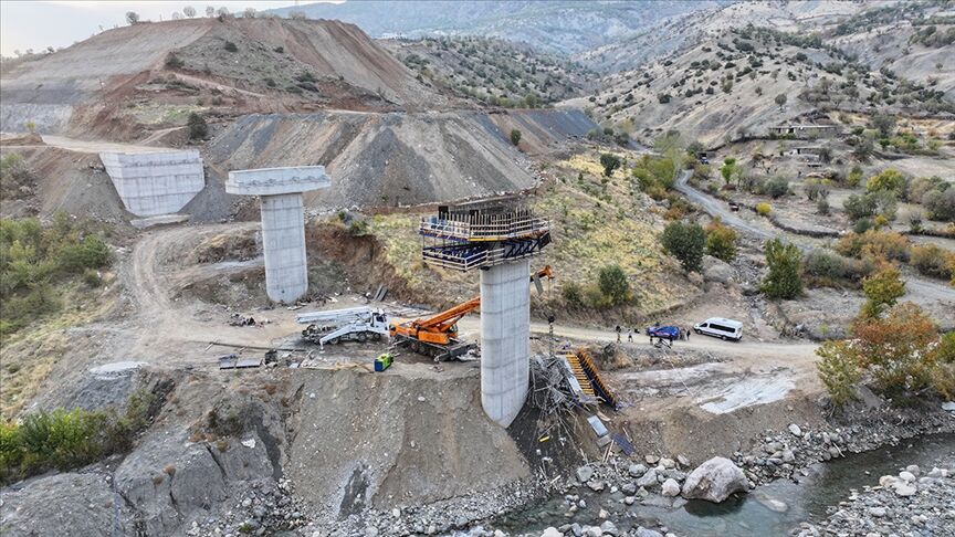 Thumbs B C 39Feb6Bc9655018F7880Da45F051C04C