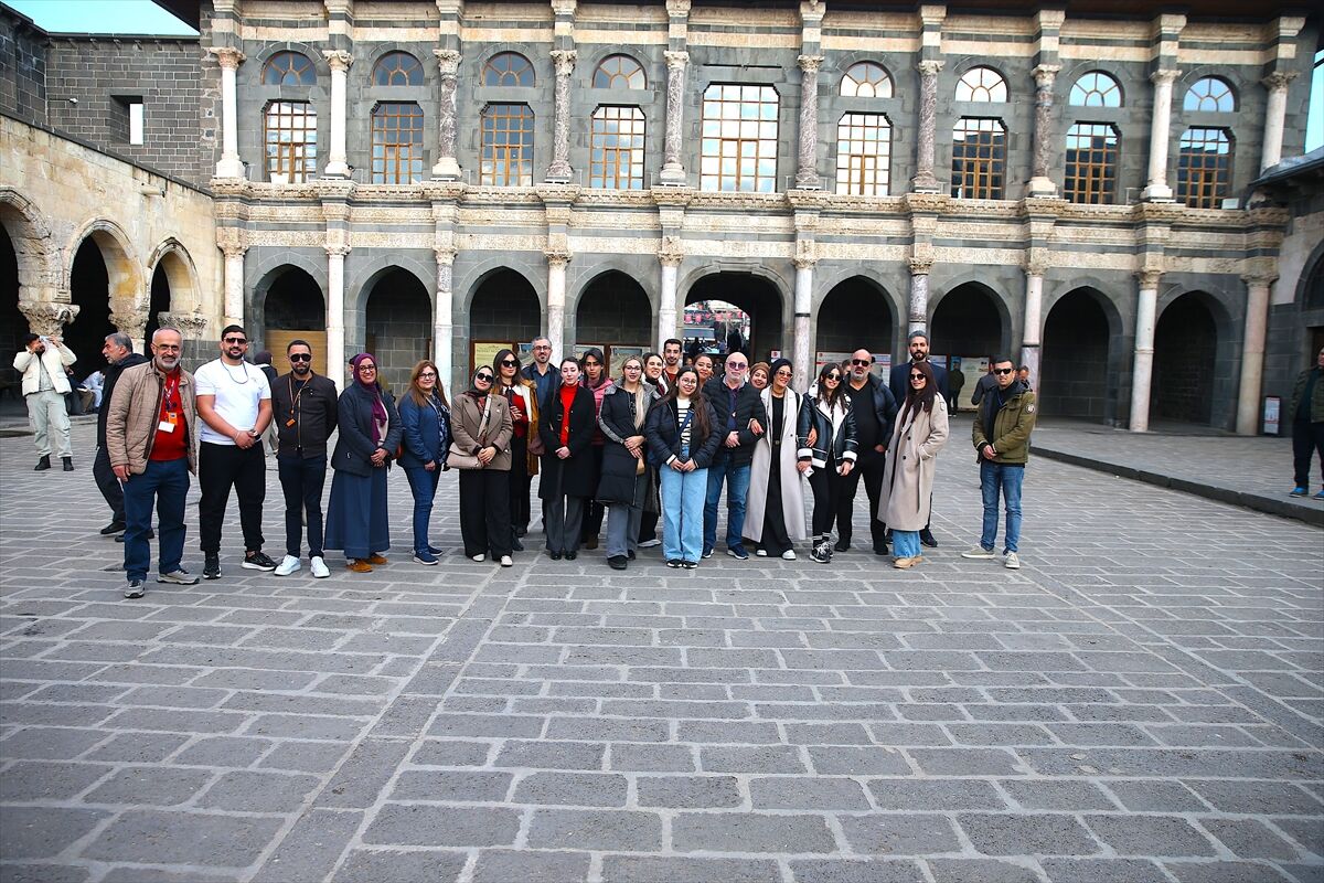 A A 20260401 40983798 40983796 T U N U S F A S V E C E Z A Y I R L I S E Y A H A T A C E N T E L E R I R O T A Y I G U N E Y D O G U Y A C E V I R D I