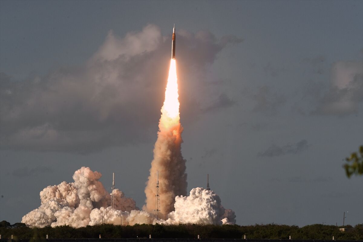 A A 20260401 40989941 40989939 N A S A A R T E M I S I I G O R E V I K A P S A M I N D A O R I O N U Z A Y A R A C I N I A Y A F I R L A T T I