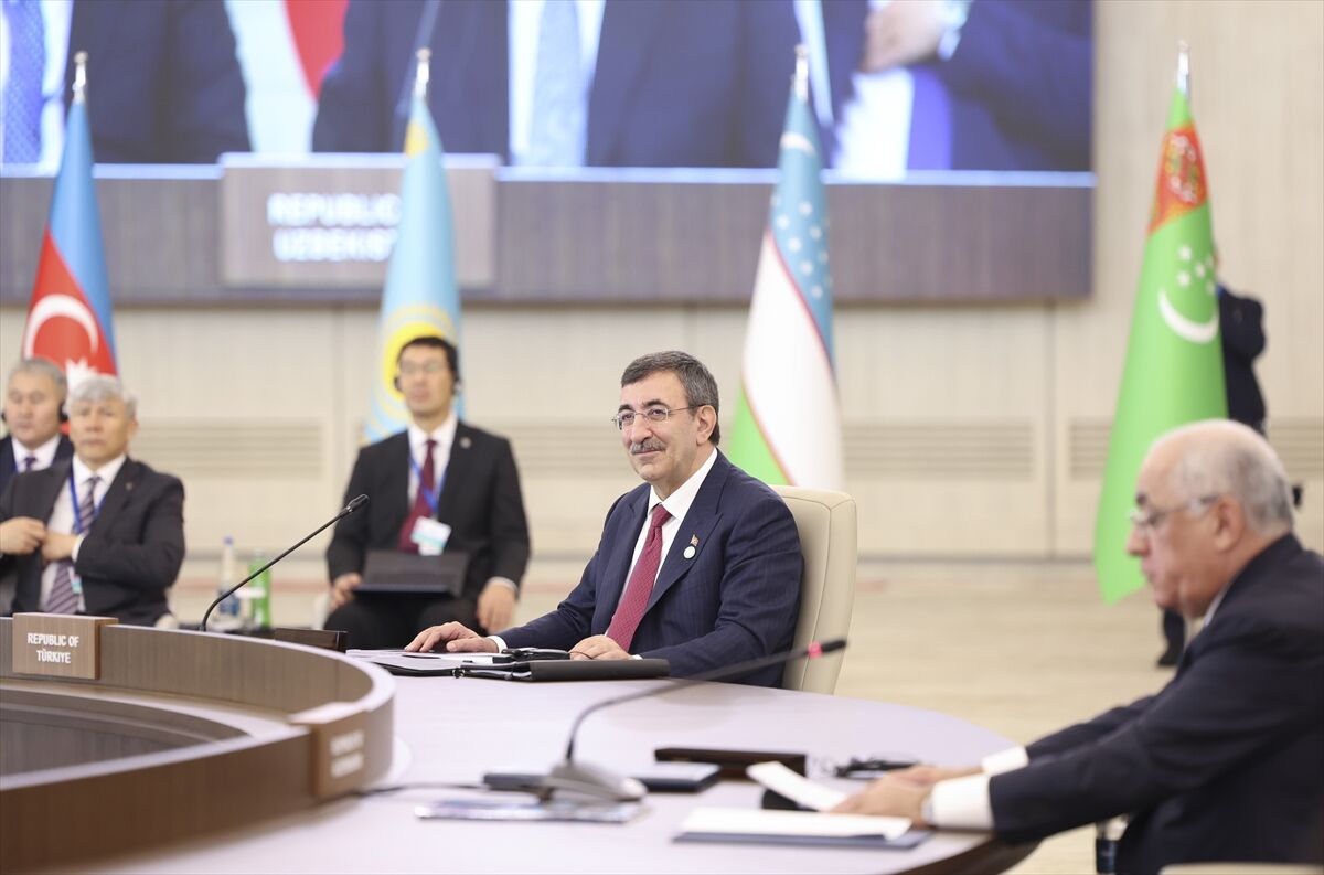 A A 20260402 40992127 40992117 T D T U Y E D E V L E T L E R I H U K U M E T B A S K A N L A R I V E C U M H U R B A S K A N I Y A R D I M C I L A R I T O P L A N T I S I