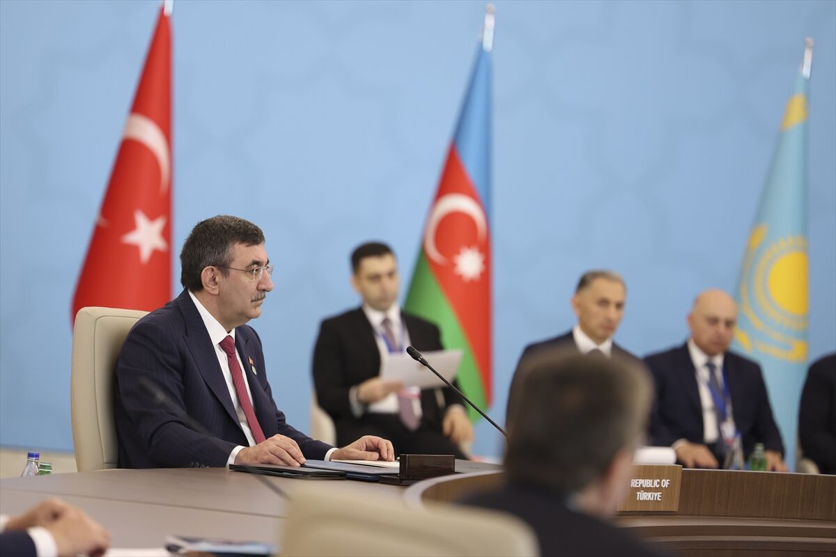 A A 20260402 40992127 40992121 T D T U Y E D E V L E T L E R I H U K U M E T B A S K A N L A R I V E C U M H U R B A S K A N I Y A R D I M C I L A R I T O P L A N T I S I