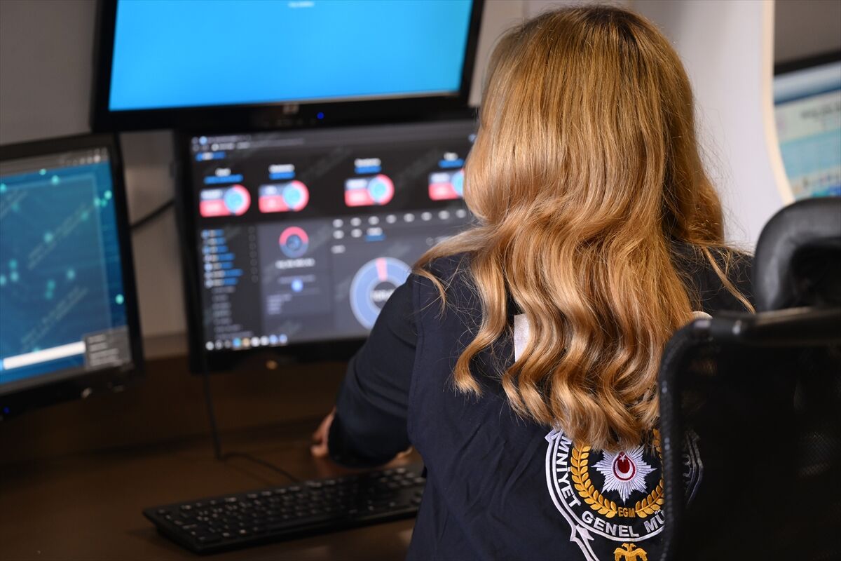 A A 20260404 41009418 41009408 I S T A N B U L U N S I B E R P O L I S I K O L A Y P A R A Y U K S E K K A Z A N C D O L A N D I R I C I L A R I N A G O Z A C T I R M A D I