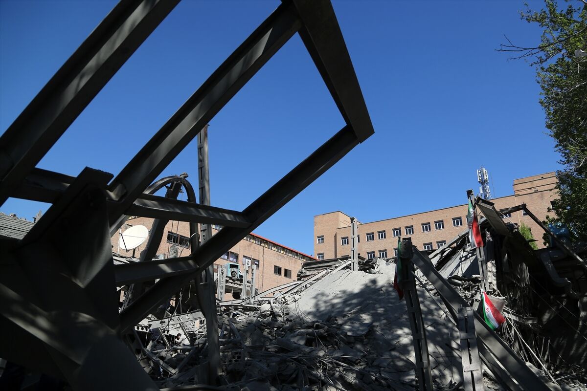 A A 20260407 41036513 41036497 A A E K I B I A B D I S R A I L I N H E D E F A L D I G I T A H R A N D A K I S E R I F T E K N O L O J I U N I V E R S I T E S I N I G O R U N T U L E D I