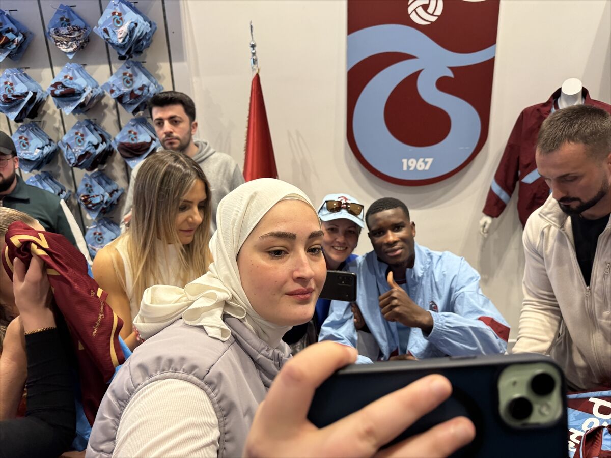 A A 20260409 41059650 41059647 T R A B Z O N S P O R L U F U T B O L C U O N U A C H U T A R A F T A R L A R L A B U L U S T U