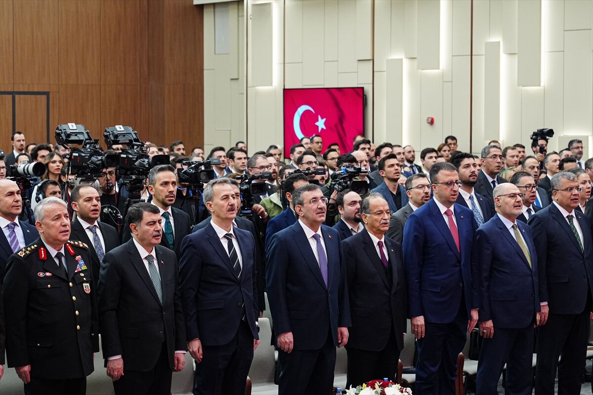 A A 20260409 41059859 41059855 C U M H U R B A S K A N I Y A R D I M C I S I Y I L M A Z U N I V E R S I T E S A V U N M A S A N A Y I I G U C B I R L I G I T O R E N I N E K A T I L D I