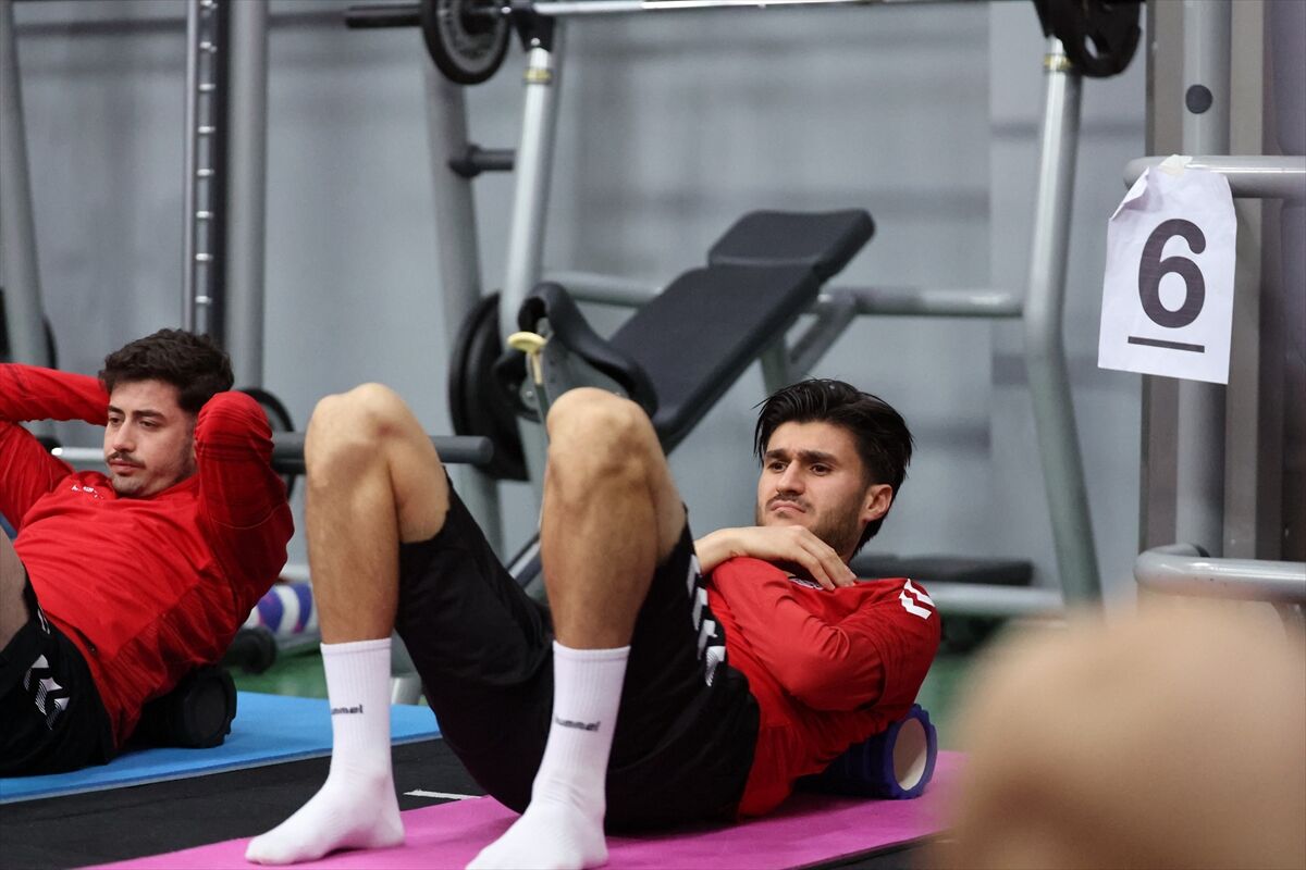 A A 20260410 41069997 41069994 O Z B E L S A N S I V A S S P O R I S T A N B U L S P O R M A C I H A Z I R L I K L A R I N A B A S L A D I