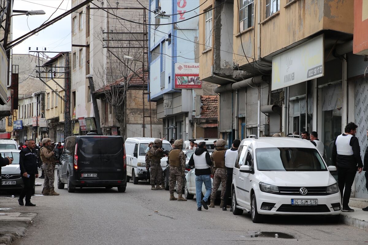 A A 20260410 41073241 41073240 G A Z I A N T E P T E 3 K I S I Y I R E H I N A L A N V E B I R K I S I Y I Y A R A L A Y A N H U K U M L U O P E R A S Y O N L A Y A K A L A N D I