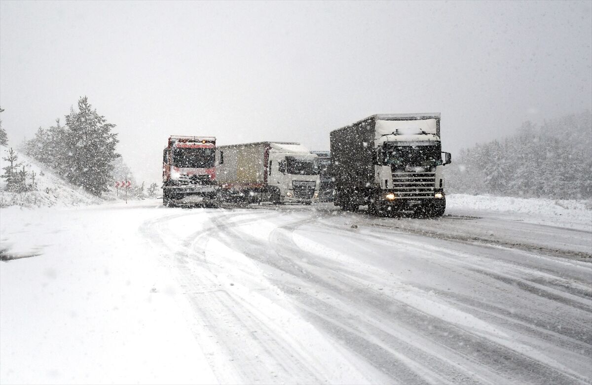 A A 20260411 41077592 41077586 Y O G U N K A R N E D E N I Y L E K A R S E R Z U R U M K A R A Y O L U N D A U L A S I M K O N T R O L L U S A G L A N I Y O R