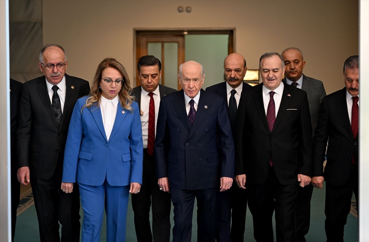 A A 20260414 41101136 41101123 M H P T B M M G R U P T O P L A N T I S I