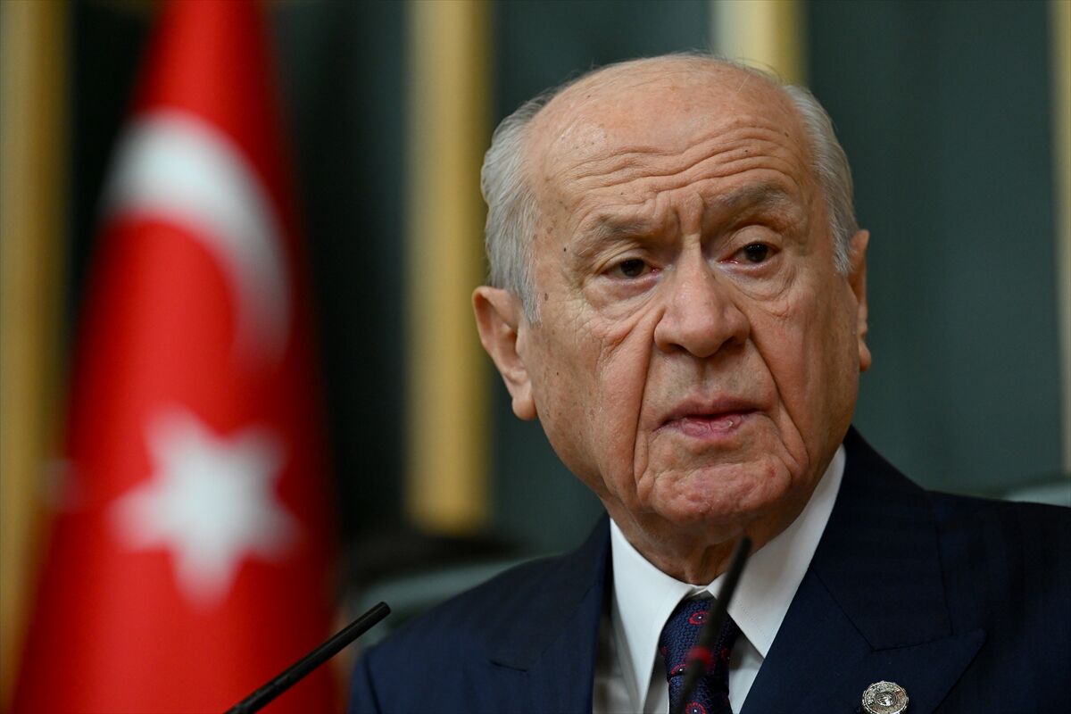 A A 20260414 41101136 41101131 M H P T B M M G R U P T O P L A N T I S I