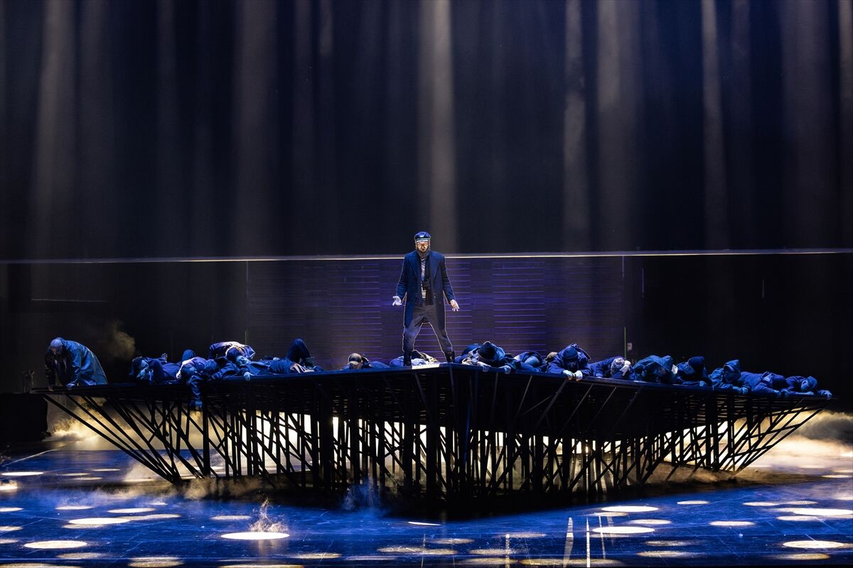 A A 20260414 41101492 41101486 I D O B U C A N H O L L A N D A L I O P E R A S I N I S A H N E L E Y E C E K