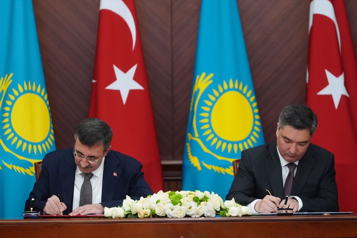 A A 20260415 41108521 41108518 T U R K I Y E I L E K A Z A K I S T A N A R A S I N D A 14 D O N E M K E K P R O T O K O L U I M Z A L A N D I